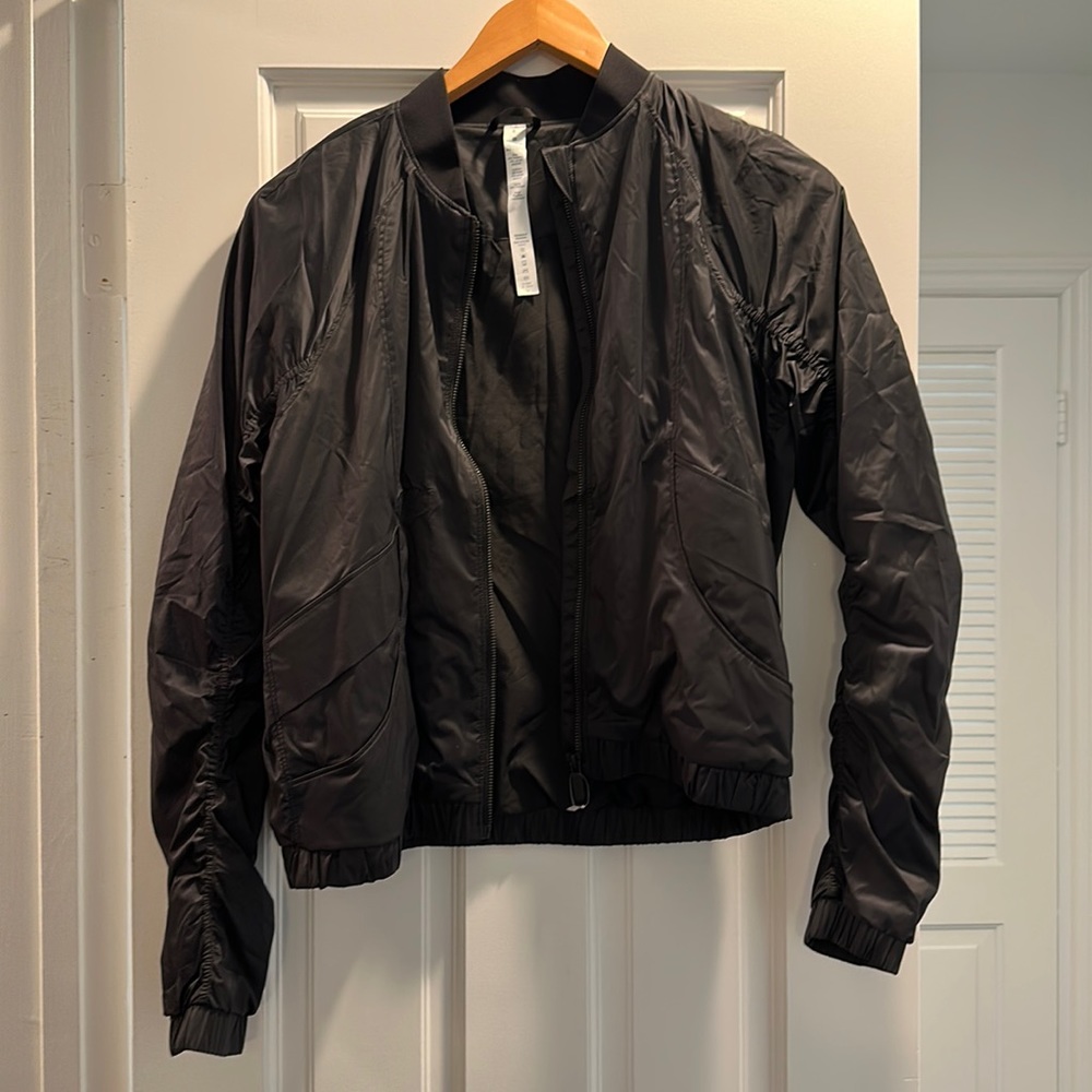 Lululemon bomber jacket waterproof rain jacket